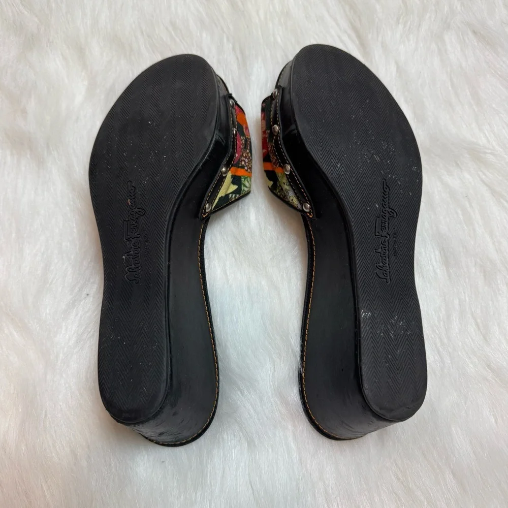 Vintage Salvatore Ferragamo Denim Studded Floral Pattern Wooden Wedges - Picture 7 of 7